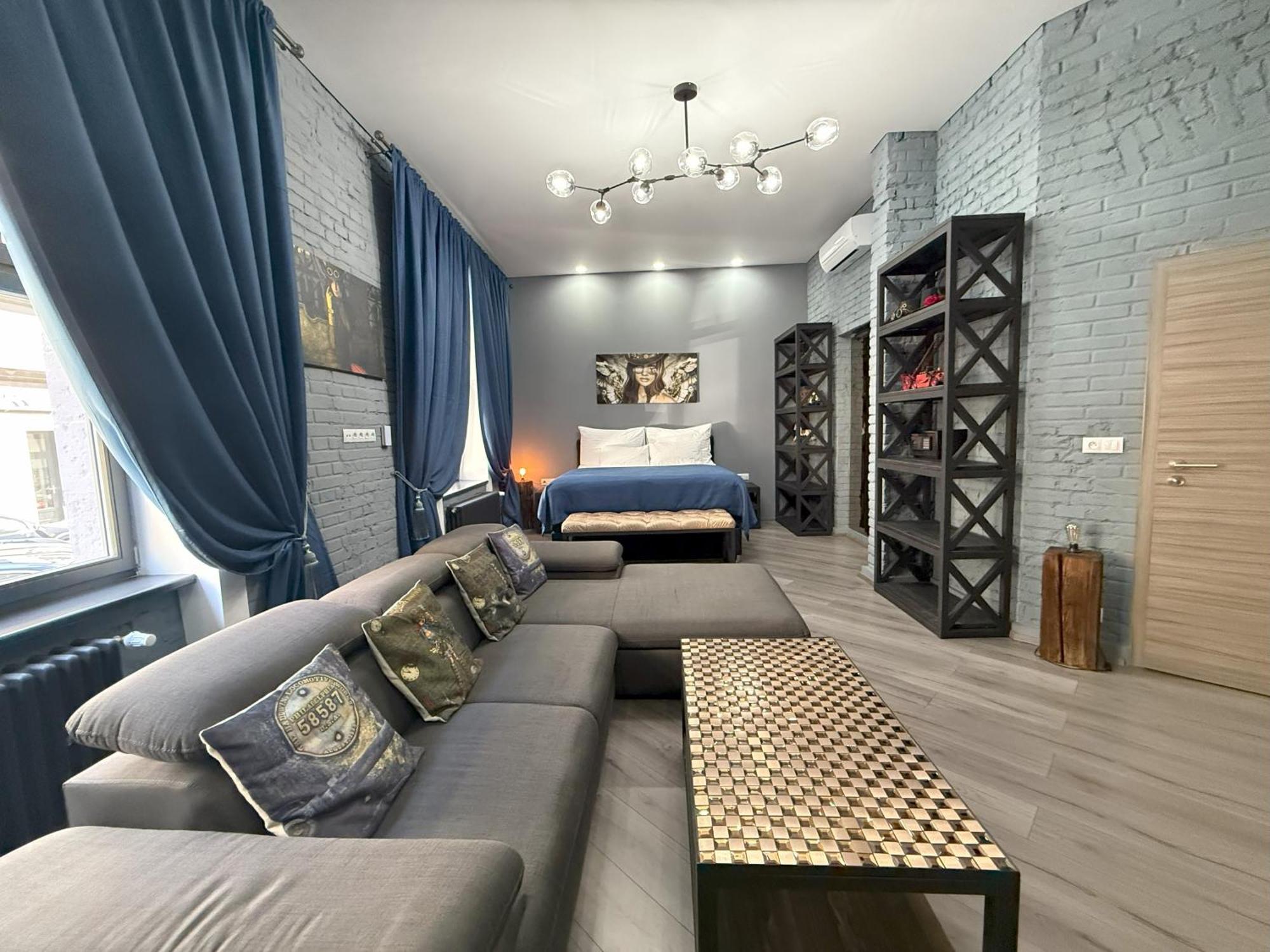 Residence Iron Cube Карлови Вари Екстериор снимка